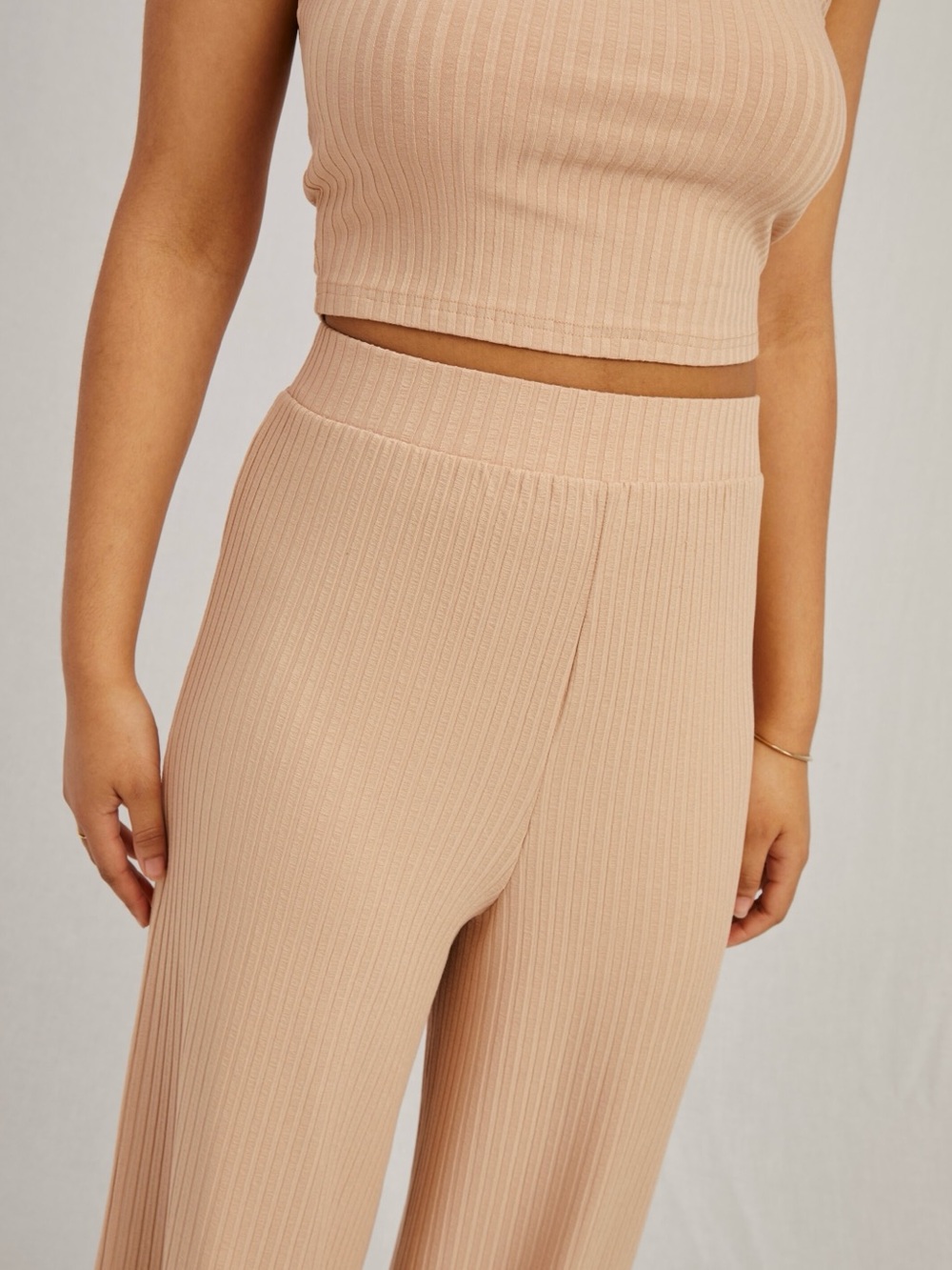 Old Navy Ribbed Lounge Set Tank and Kick Flare Leggings in Beige
